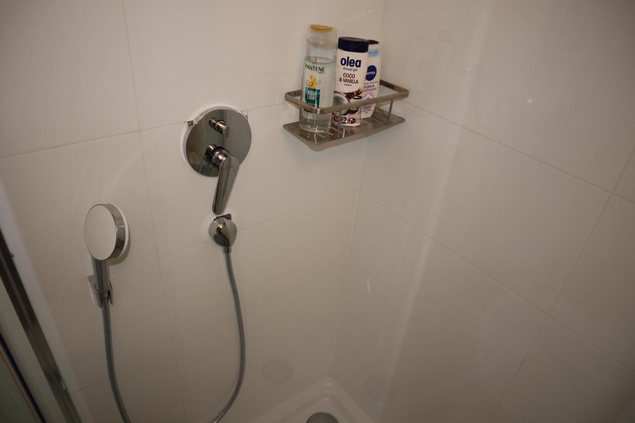Apartments Iva Und Franka โอมิช ภายนอก รูปภาพ