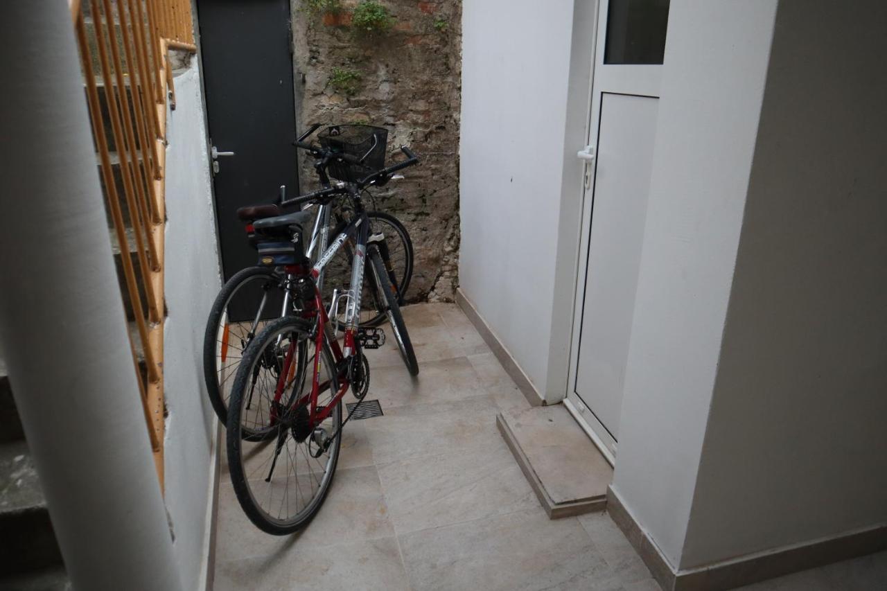 Apartments Iva Und Franka โอมิช ภายนอก รูปภาพ